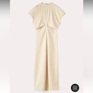 Totême slouch waist dress linen & cotton new with tags So gorgeous on. 🩷